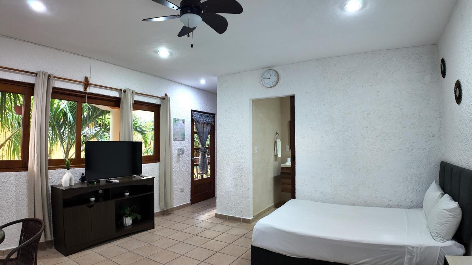 Hotel Bosque Caribe, 5Th Av. Zone Playa del Carmen Eksteriør bilde